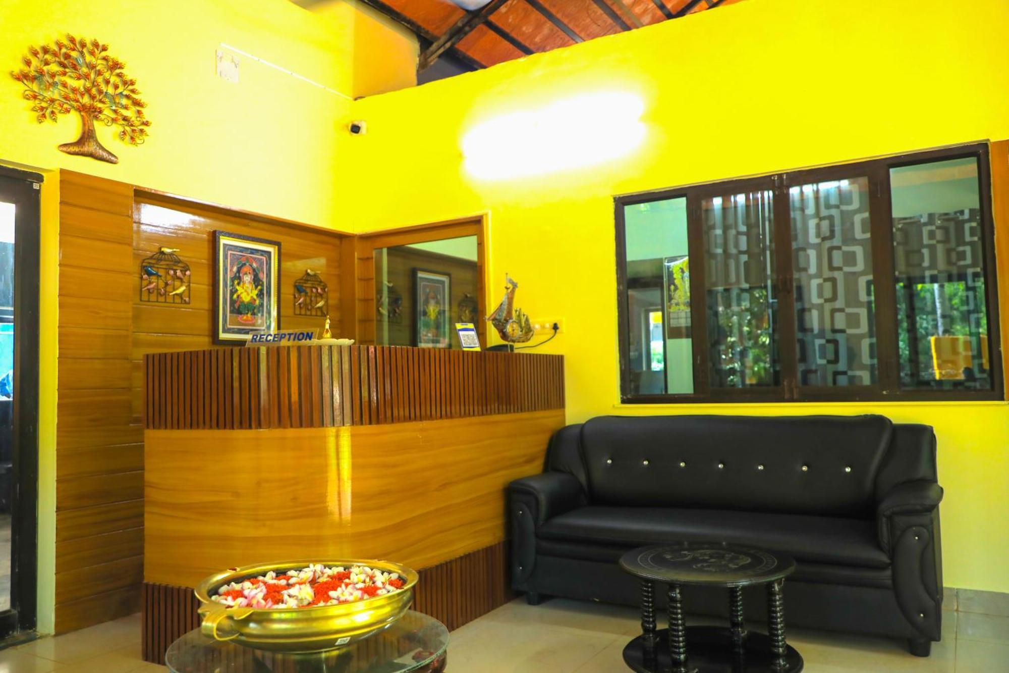 Auro Wellness Castle Hotel Pondicherry Exterior photo