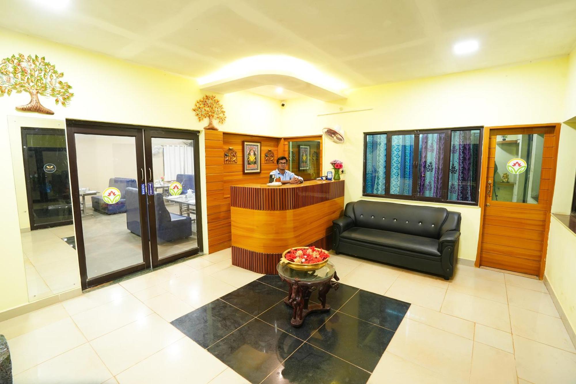 Auro Wellness Castle Hotel Pondicherry Exterior photo