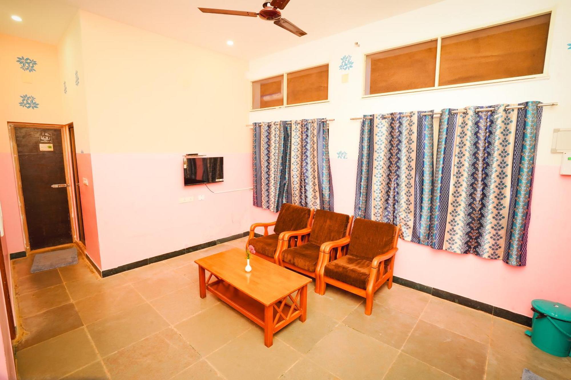 Auro Wellness Castle Hotel Pondicherry Exterior photo
